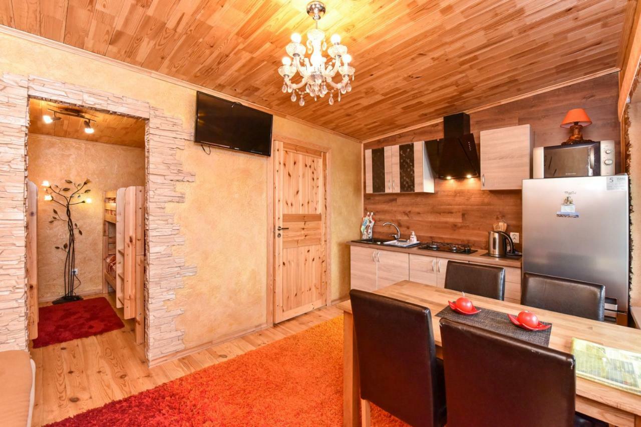 Zelta Pirts Guest House Βέντσπιλς Εξωτερικό φωτογραφία